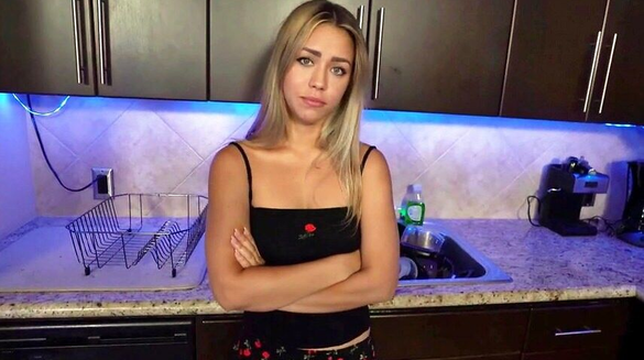 Alina Lopez Is Stepdad's Favorite Stepdaughter And Gets All His Thick Cock!