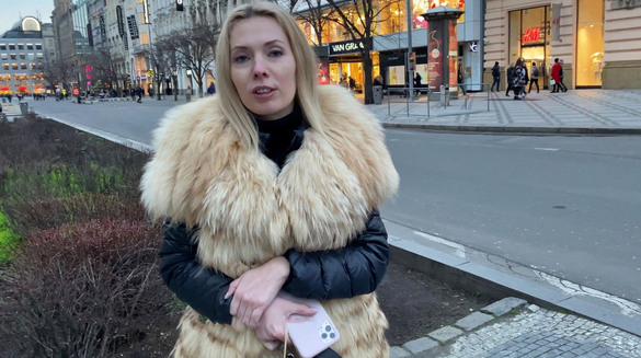 Horny Russian MILF Fucked A Stranger She Met In Prague!
