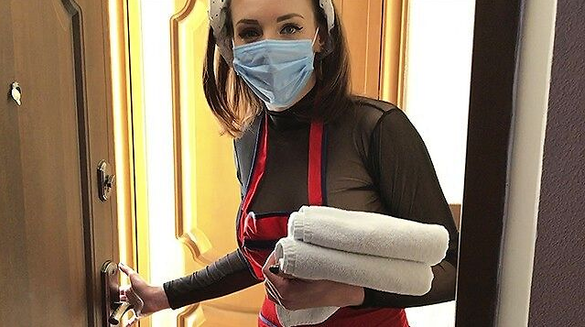 I Called The Hot Maid To Clean... Then Fucked Her Hard Right There!
