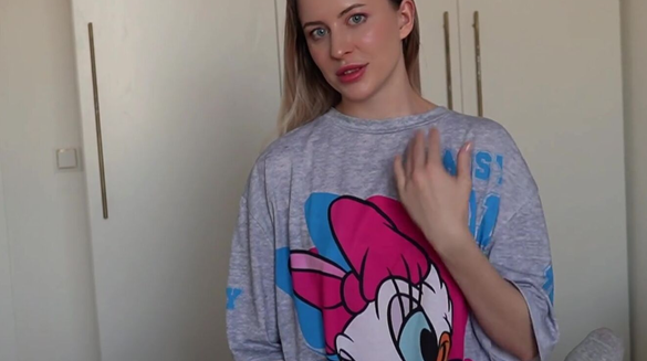 My Sweet Stepmom Sneaked Into My Bedroom... We Fucked So Hard!