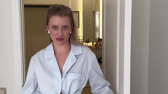 Stepmom Doesn't Want To Wash My Cum Off Anymore...