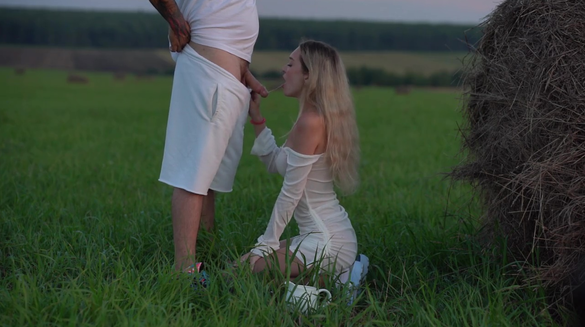 Gorgeous Model Deepthroats Photographer's Big Cock In The Woods!