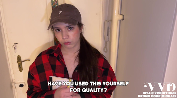 I'll Pay You $300 If You Stuff This In Your Pussy And Fuck Me Hard!