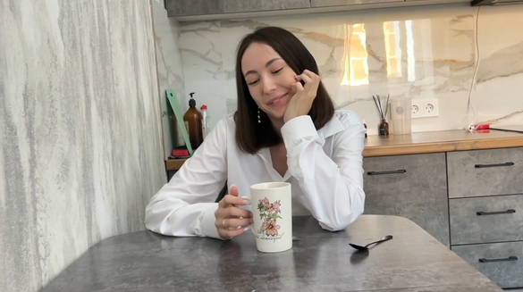 Thick Cum Slowly Leaking From Her Wet Pussy... I Couldn’t Stop Filling Her
