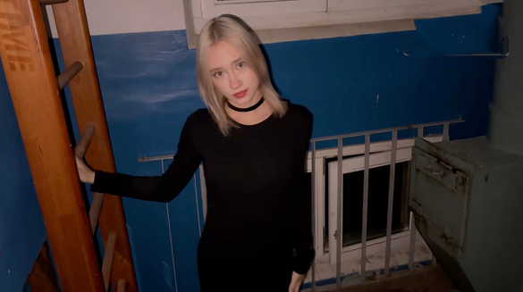 Met My Neighbor In The Stairwell And Fucked Her Right There