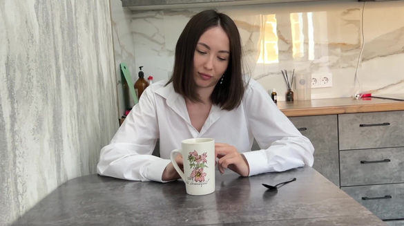 Came Deep Inside Friend Pussy While We Sat Drinking Tea Together